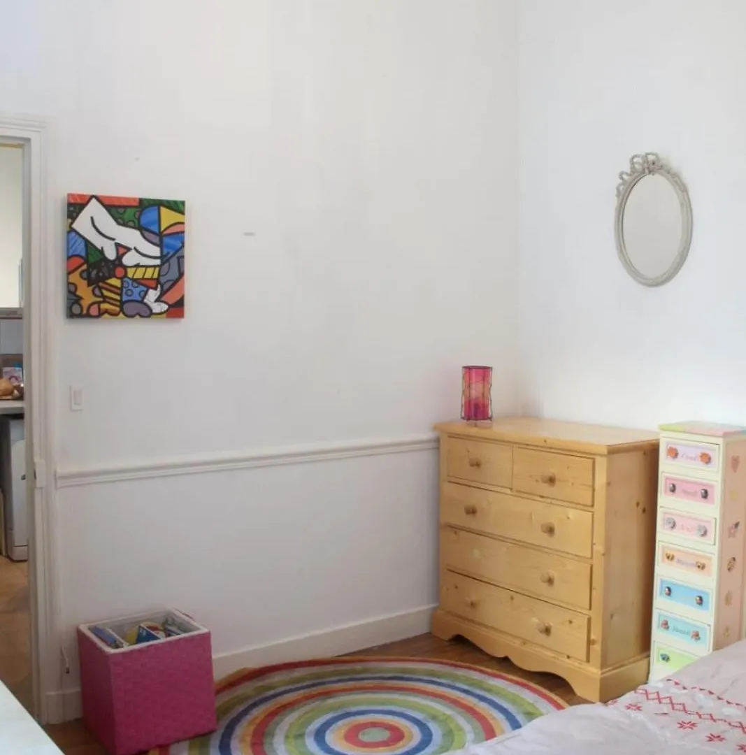 Dream Catcher 3Bdr Paris Apartment